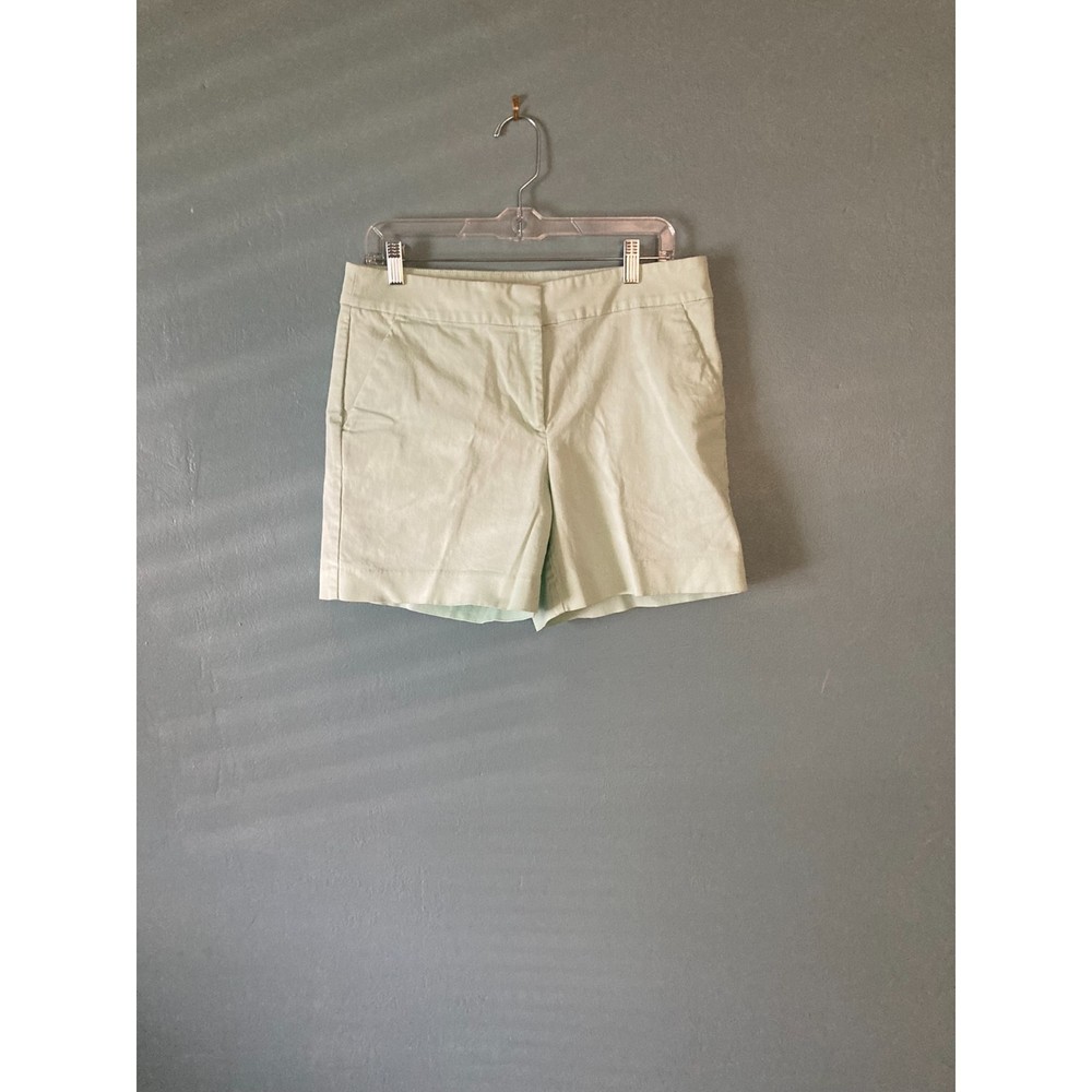 Loft women's mint green Rivera short size 6 inseam 6"